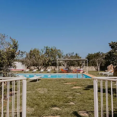 Villa La Corte Dei Trulli *